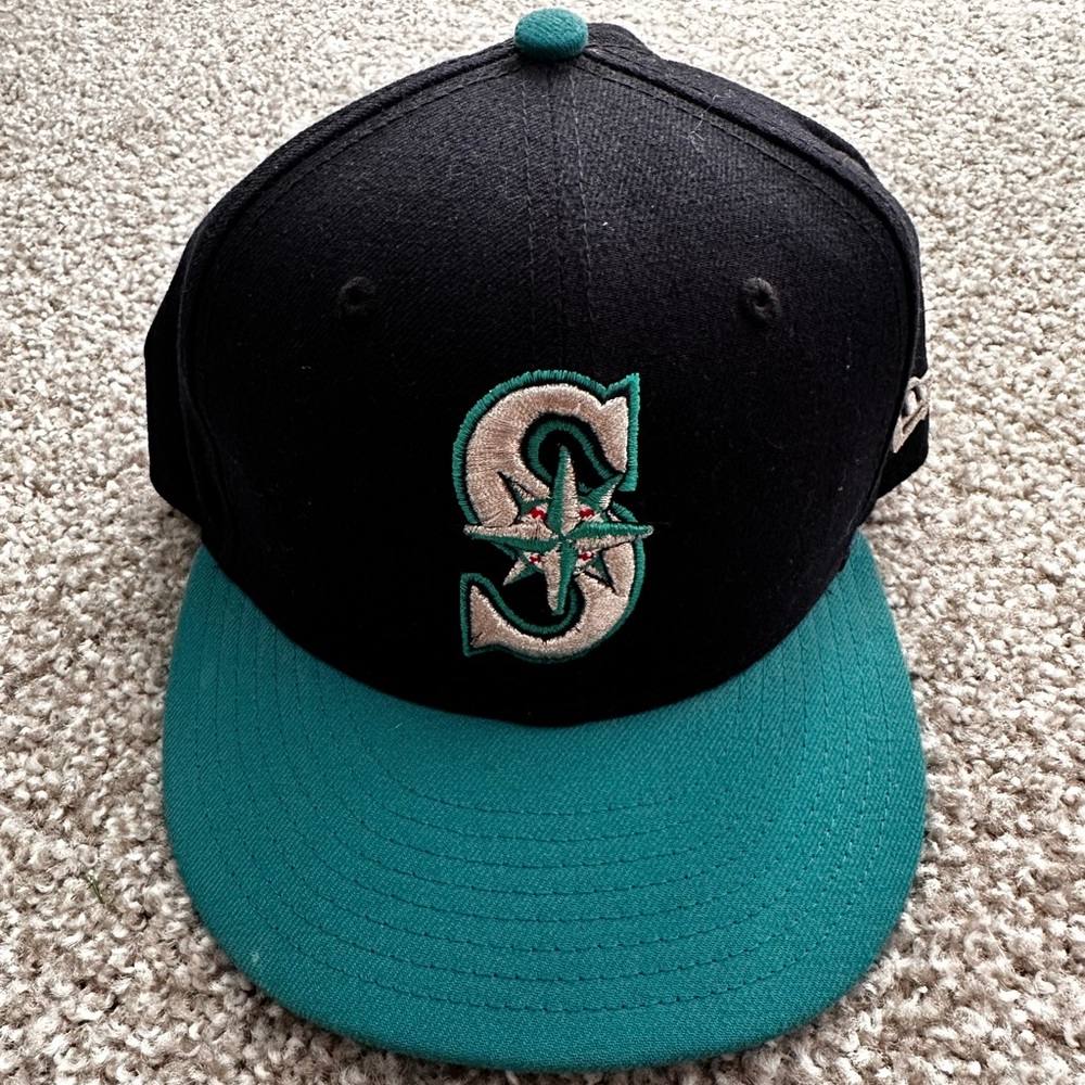 9fifty Black Fitted Cap